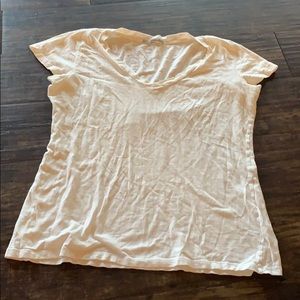 GAP White V-Neck Medium